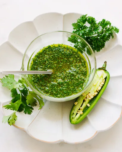 Fresh and Spicy Green Herb Sauce