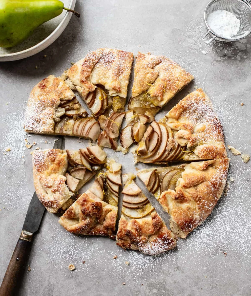 Crostata aux poires et au gingembre