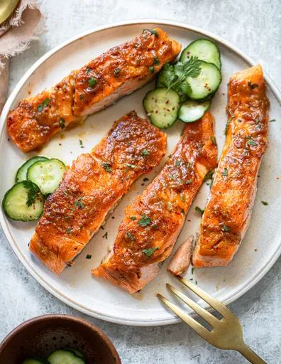 Salmón glaseado con arce y Dijon