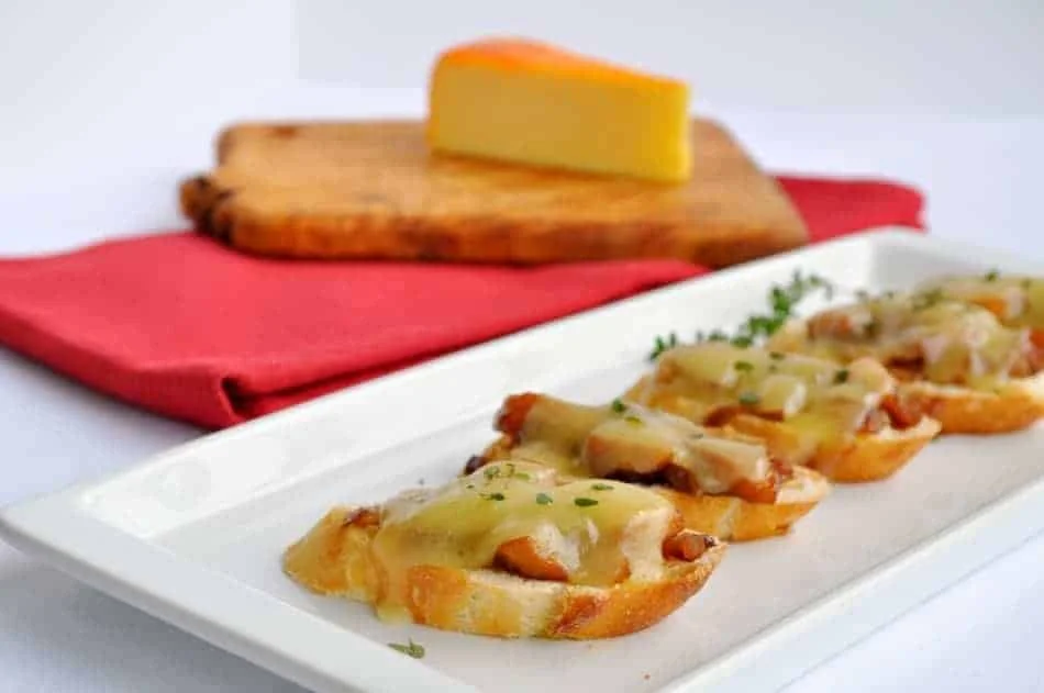 Apple, Onion and Cheddar Crostini
