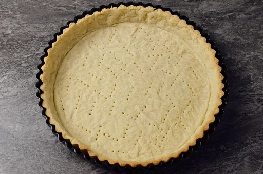 Tarta de masa quebrada dulce