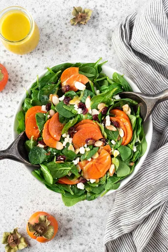 Ensalada de caqui