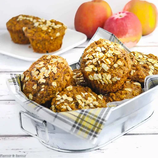 Muffins de desayuno de manzana y avena