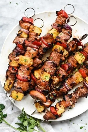 Brochetas de Pollo Hawaianas