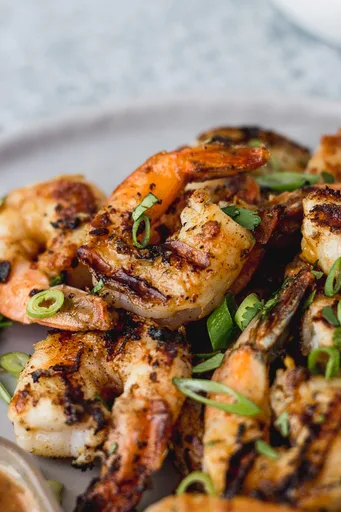 Gambas picantes al cacahuete de África Occidental