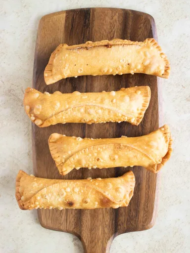 Perritos de queso al estilo de Puerto Rico