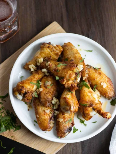Alitas de pollo a la mantequilla de ajo