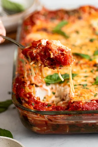 Cheesy Vegetarian Baked Spaghetti