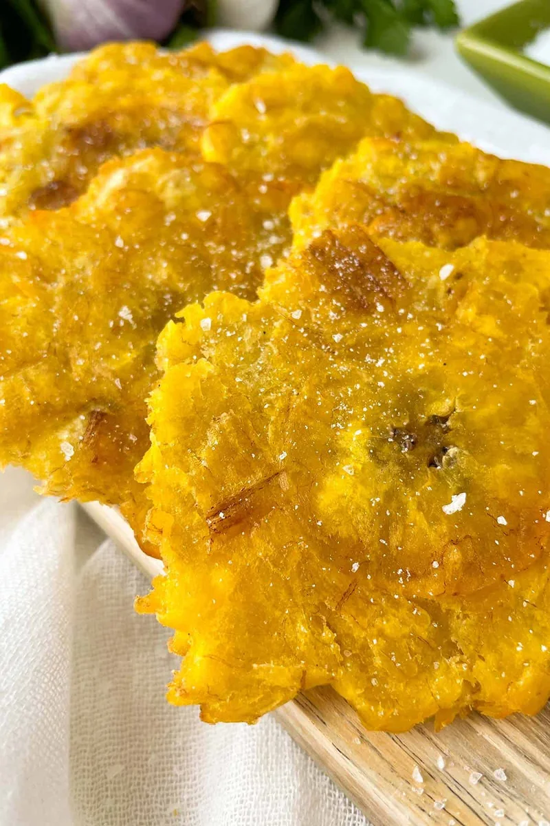 Tostones (platanos fritos)