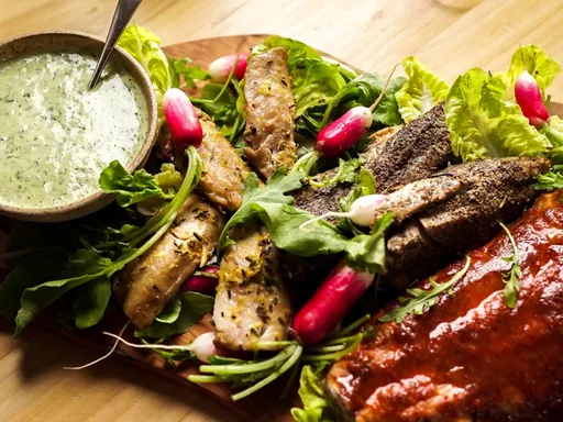 Ensalada de pescado ahumado