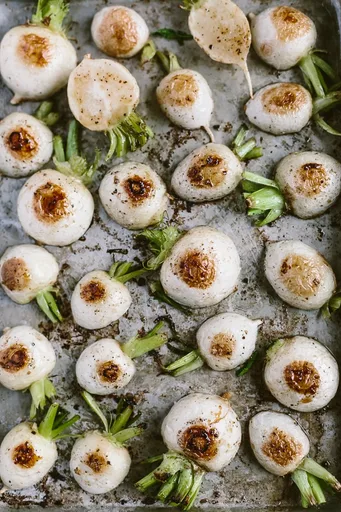 Nabos japoneses asados al miso