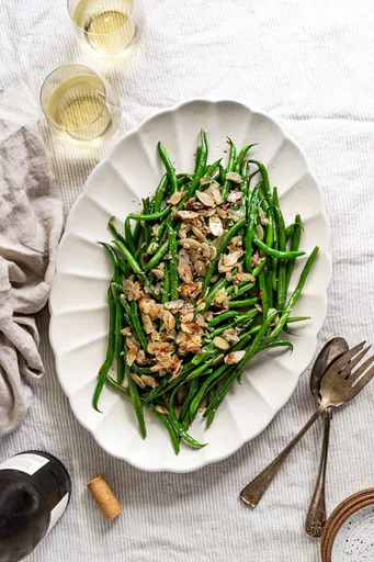 One-Pan Green Beans Almondine