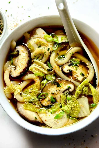 Sopa de fideos udon