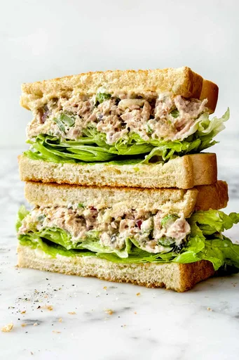 Receta clásica de ensalada de atún