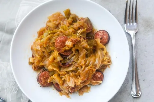Repollo cajún en olla exprés