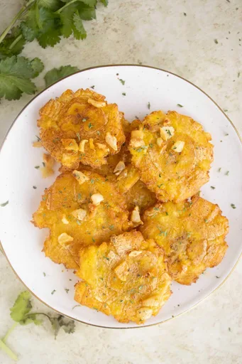 Puerto Rican Tostones Al Ajillo