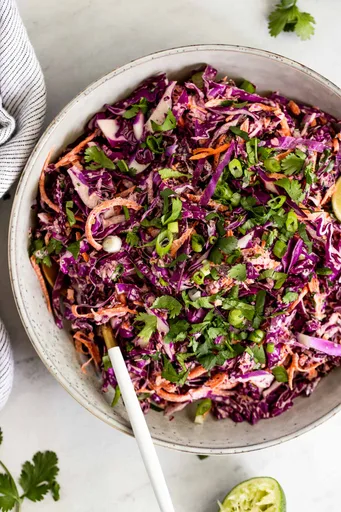 Easy Red Cabbage Coleslaw (without vinegar)