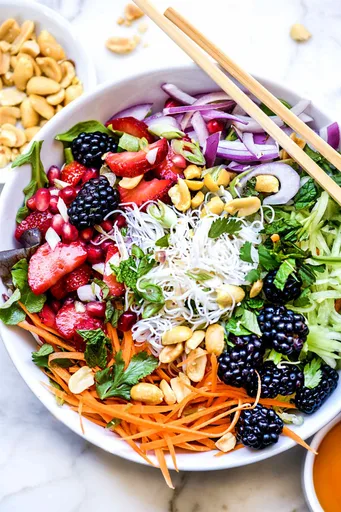 Vietnamese Rice Noodle Salad with Berries