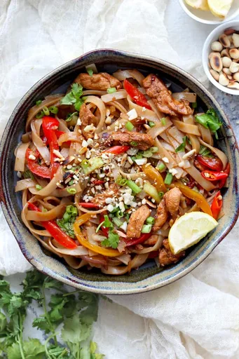 Pad Thai de pollo