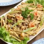 Brotes de bambú salteados (Ginisang Labong)