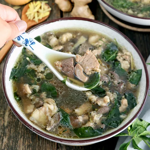 Batsui (Sopa Batchoy Pampangueña)