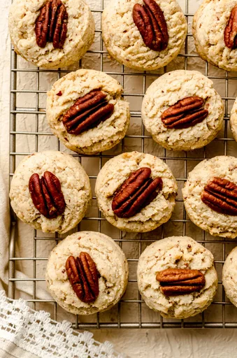Almond Flour Pecan Sandies