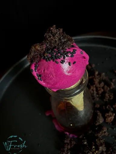 Helado cremoso de remolacha