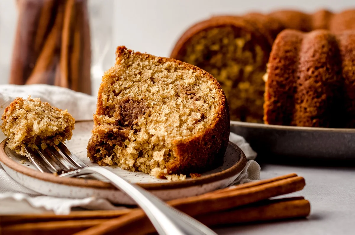 Cinnamon Streusel Coffee Cake