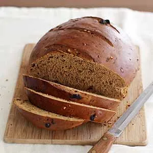 Raisin Walnut Pumpernickel Bread