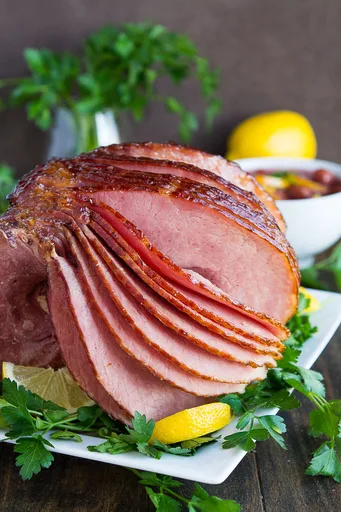 Glazed Ham with Cherry Sauce