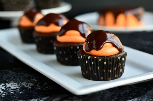 Chocolate Pumpkin Cupcakes