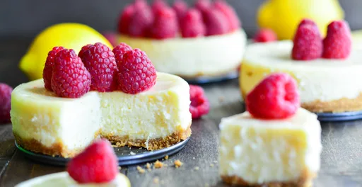 Tarta de queso con frambuesa y limón