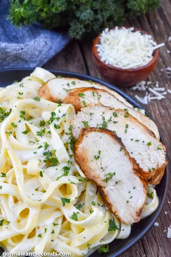 Pollo Alfredo al estilo Olive Garden