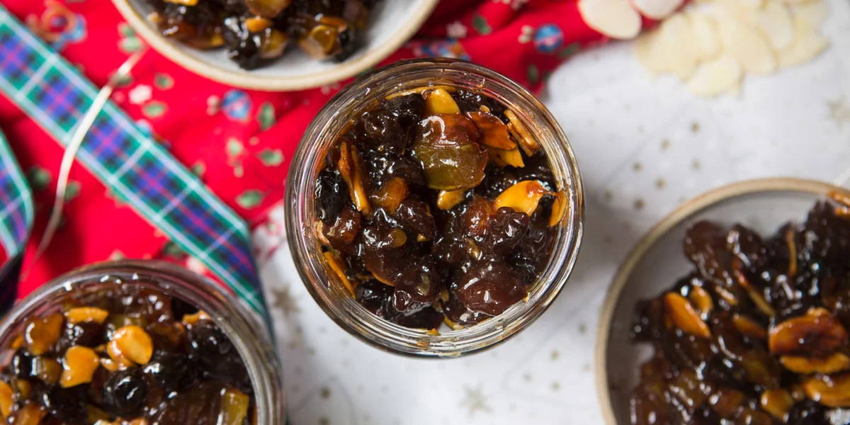 Mincemeat sem gordura com maçã, amêndoas e brandy