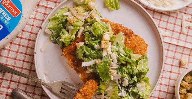 Milanesa de Pollo con Ensalada