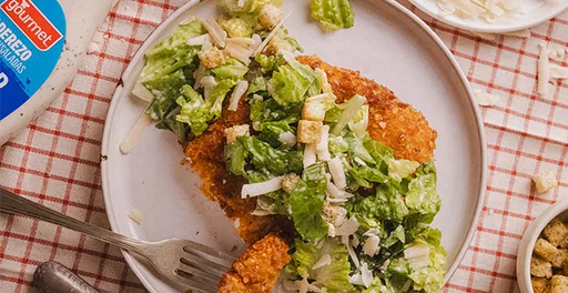 Milanesa de Pollo con Ensalada