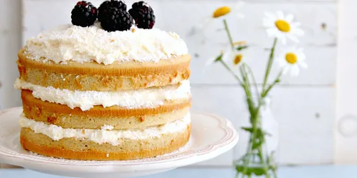 Coconut cream cake