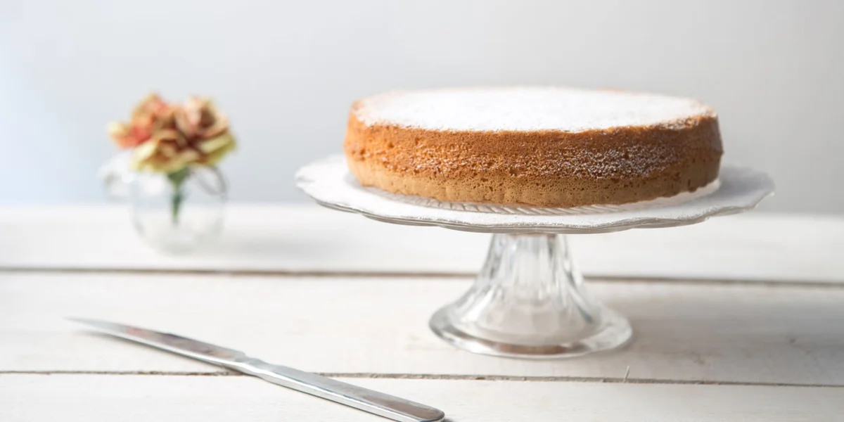 Gluten- and dairy-free lemon chiffon cake