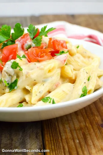 Pasta Alfredo con Pollo