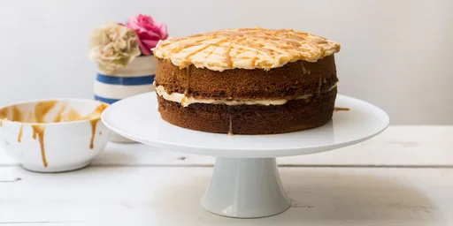 Sticky toffee cake