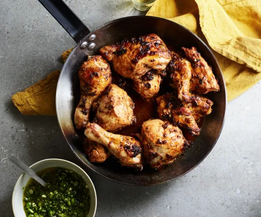Pollo asado al chipotle con salsa verde