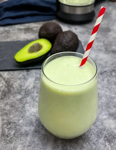 Leche de aguacate