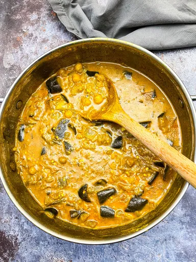 Eggplant Chickpea Curry