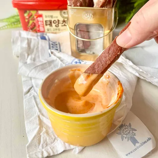 Mayonesa con ajo y gochujang
