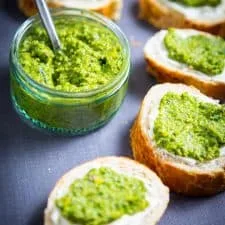 Pesto de albahaca y pistacho
