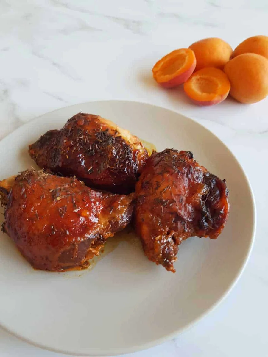 Apricot chicken in the slow cooker