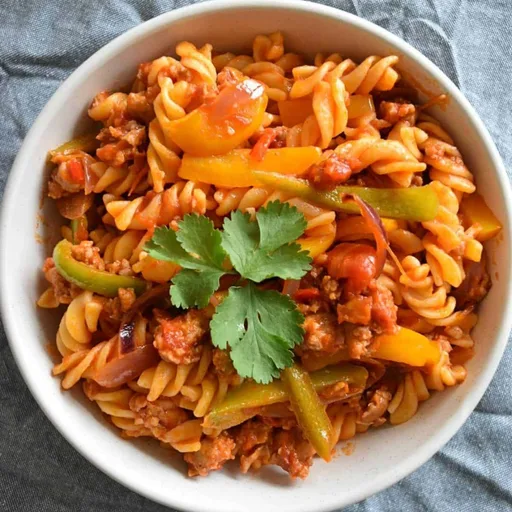 Pasta con salchicha picante