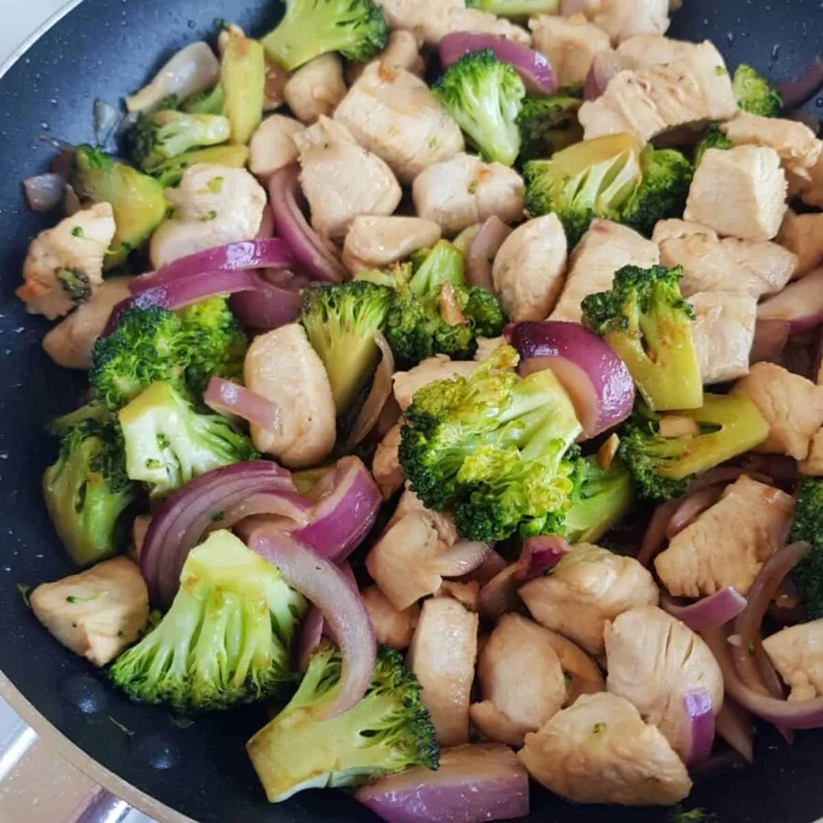 Chicken and Broccoli Stir Fry