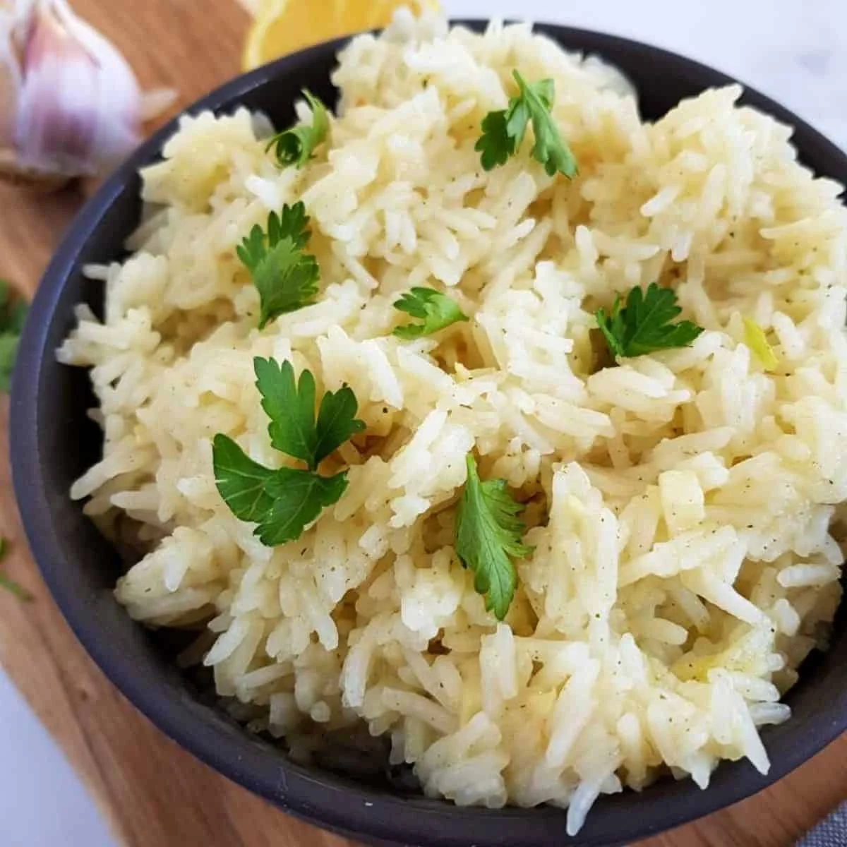 Lemon and garlic rice