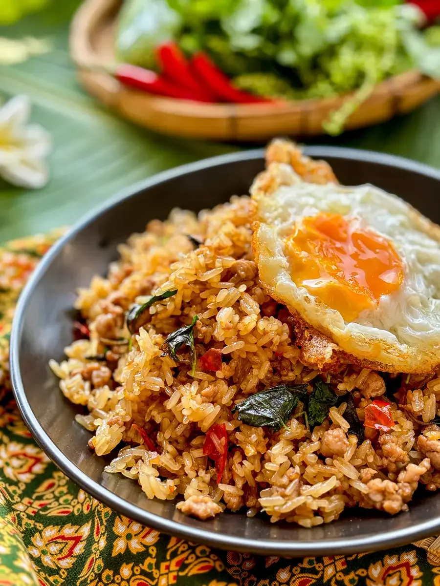 Khao Pad Krapow Recipe (Holy Basil Fried Rice)